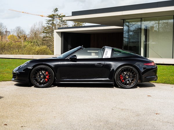 PORSCHE 991.1 TARGA 4 GTS